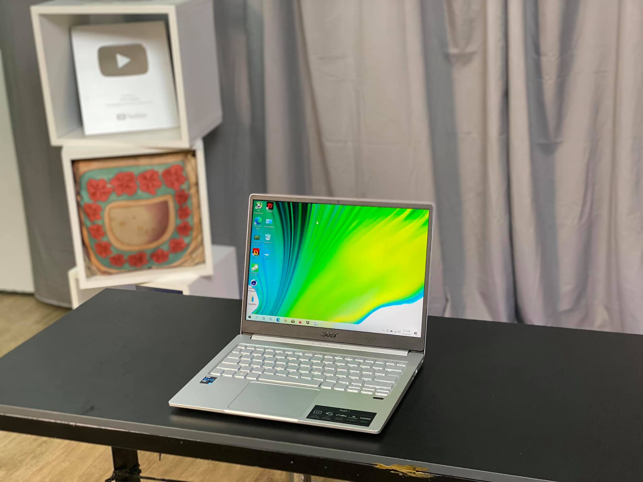 Laptop Acer Swift 3 SF313 53-78UG.jpeg